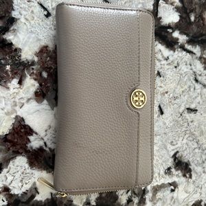 Tory Burch Wallet